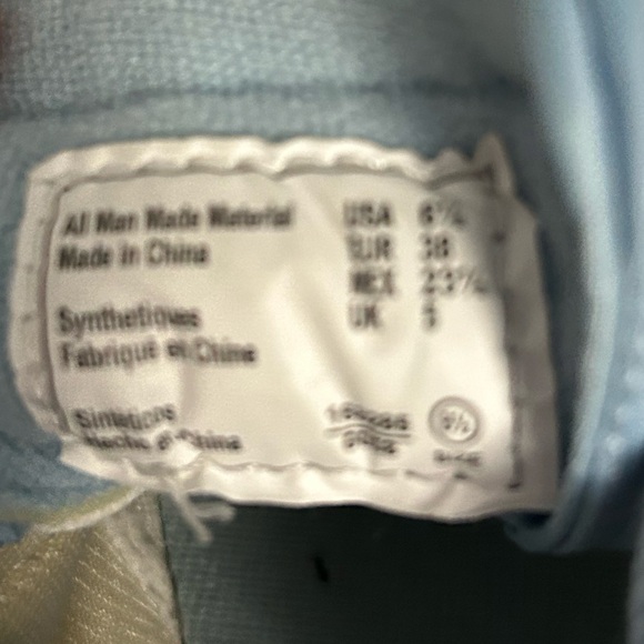 kangaROOS Light Blue Low-Top Sneakers with White Logo - Picture 5 of 5